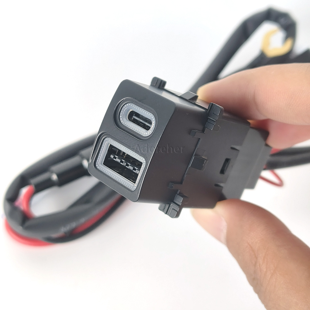شاحن سيارة USB معدل بتقنية QC3 - مراجعة Usb C Power Adapter وسعره